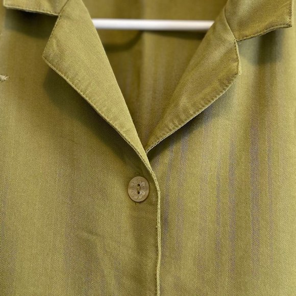 Alfred Dunner Size 16 Rayon/Polyester Green & Black Button Top Floral Embroidery - Picture 3 of 12